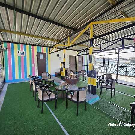 The Bunkk Inn Hotel & Restaurant Mussoorie Eksteriør billede